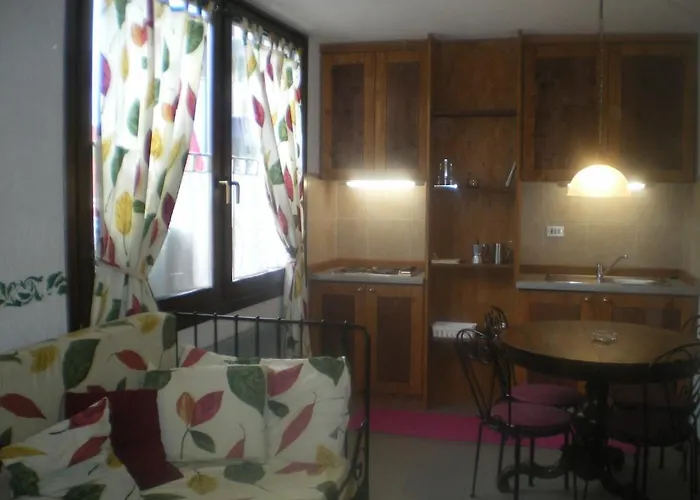 Lägenhetshotell Jolly 3*
